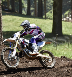 Nueva Edición de 50 Aniversario YZ 125 Todoterreno 2026 - Product Image 6