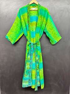 Robe kimono élégante en soie faite à la main, en crêpe, pour femme, été/printemps, motif floral, pour les vacances, la plage, la détente, cadeau pour elle - Product Image 4