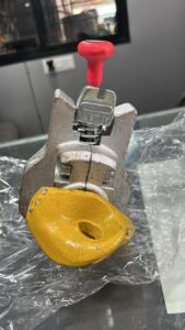 Bloqueo de giro de envío ISO semiautomático | Dispositivo de amarre de contenedores de acero para uso de carga y construcción - Product Image 4