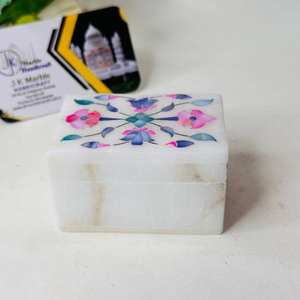 Caja de Joyería de Mármol con Incrustaciones Naturales para Guardar Anillos, Hecha a Mano, Precio de Mayoreo Disponible - Product Image 1