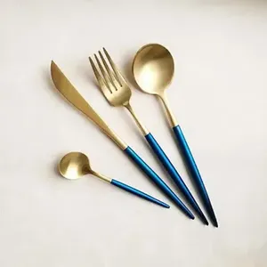 Ensemble de couverts finis argentés à poignée torsadée Couverts élégants et élégants Parfait pour la cuisine de table à manger et les occasions spéciales - Product Image 5