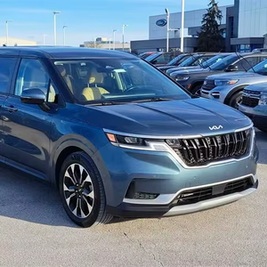 KIA Carnival EX FWD Plus 2024 Usado en Buen Estado, Sin Accidentes, Conducción Izquierda/Derecha - Product Image 2