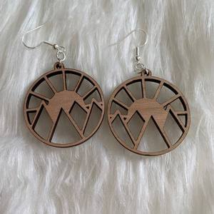 Nouveau Design classique Boucles d'oreilles en rotin en bois Bijoux faits à la main respectueux de l'environnement avec forme de crochet - Product Image 6