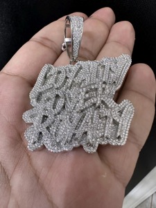 RB Gems Iced Out Personnalisé Christian Hip Hop Pendentif Lab Diamant Or Rose VVS Moissanite Nom Lettre Initiale Pendentif Hommes - Product Image 2