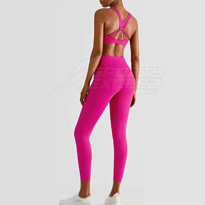 Services OEM Ensemble de yoga pour femmes de style dernier cri Ensemble de yoga pour femmes de haute qualité Ensemble de yoga pour femmes au design personnalisé - Product Image 3