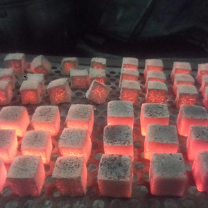 Saborea una experiencia de cachimba con carbón briqueta en forma de cubo que enriquece los deliciosos sabores de tu Shisha - Product Image 1