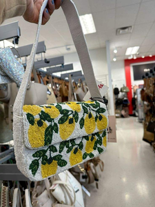 Sac à main perlé avec motif de broderie de fleurs colorées Sac à main à bandoulière fait main par MD HANDICRAFTS - Product Image 4