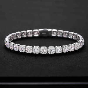 Vvs Clarity Lab Grown Diamonds In Halo Tennis Bracelet Pour Unisexe Clouté Avec Des Bijoux De Luxe En Or Massif 10KT - Product Image 2
