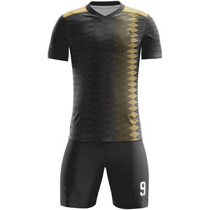 2025 vente chaude de haute qualité conçu sur mesure uniforme de football pour les hommes prix de gros fabriqué au Pakistan - Product Image 1