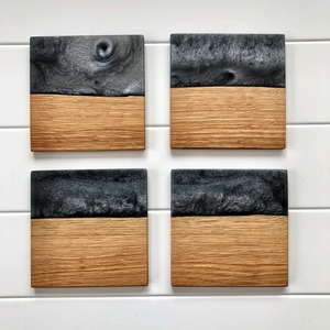 Posavasos de resina de perla negra de madera de acacia hecho a mano, juegos de 4 piezas, posavasos decorativos de lujo para el hogar - Product Image 1