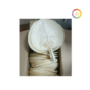 Abanico de bambú con estampado personalizado, material sostenible de origen vietnamita, ideal para regalos, promociones y refrigeración de verano - Product Image 4