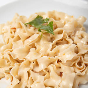 ยูมี บะหมี่มิเรียงอบแห้ง แป้งพรีเมี่ยมไม่ฟอกขาว 6 ซอง - Product Image 4