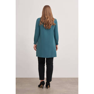 Tunique verte grande taille avec détail de col large - Product Image 6