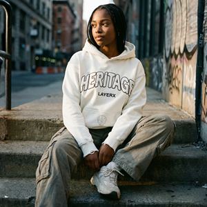 Sudadera con Capucha de Invierno para Mujer, Estilo Urbano, 500 g/m², Felpa de Algodón, Estampado 3D con Pedrería, Diseño Desgastado, Fabricante - Product Image 5