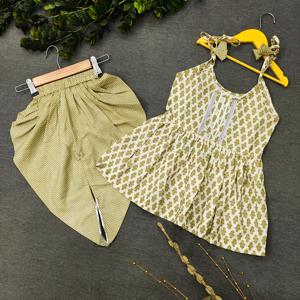 Conjunto de Kurti y Dhoti para Niñas Shoryam, Moderno, Adornado, Completamente Cosido, Calidad de Exportación, Pedidos al por Mayor para Diwali - Product Image 1