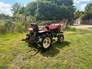 Tractor compacto YM1401D 4WD - Product Image 3