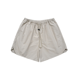 กางเกงออกกำลังกายขาสั้นผู้ชายเนื้อผ้าโพลีเอสเตอร์แบบผูกเชือกกระเป๋ากันน้ำระบายอากาศได้ดีแห้งเร็ว - Product Image 2