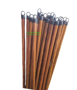 Bâton de balai en bois enduit de PVC de 120cm avec balai à poussière en plastique et à tête en poils pour le nettoyage de la maison et des sols - Product Image 4