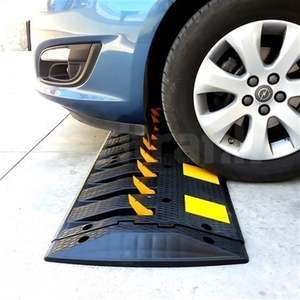 สิ่งกีดขวางจราจรแบบชะลอความเร็วสำหรับลานจอดรถ ขนาด 7.5 เมตร - Product Image 5