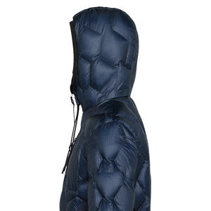 Veste matelassée chauffante coupe-vent à capuche pour homme, personnalisable ODM/OEM, séchage rapide, enduite, écologique, avec face en laine teinte unie - Product Image 5