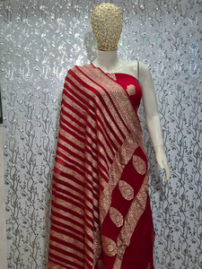 Traje de 3 Piezas Sin Costuras de Seda Semi Dupion Banarasi con Falda y Blusa con Tejido Jacquard, Vestido Tradicional para Mujer para Fiestas y Protección Solar - Product Image 4