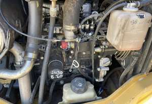 Mini-excavatrice CAT PILLAR 301.8C 3 bennes 1,68T À VENDRE - Product Image 3