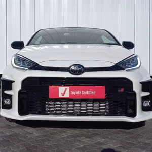 Toyota GR Yaris GR-Four Rally 2023 d'occasion, conduite à gauche, cuir, automatique, toit ouvrant électrique, système de navigation, couleur foncée, jantes R17 - Product Image 1