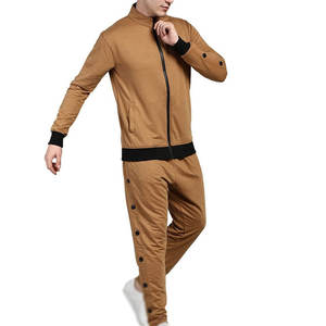 Ensemble de survêtement pour homme avec logo personnalisé, de haute qualité, respirant, pour l'hiver, deux pièces, avec sweat à capuche zippé et pantalon de jogging à taille élastique - Product Image 3