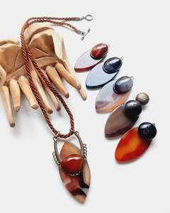 Collar de cuerno de buey de búfalo tallado recién llegado, joyería de hueso de estilo Animal pulido, cuentas de diseño Natural, boda para mujeres y niñas - Product Image 1