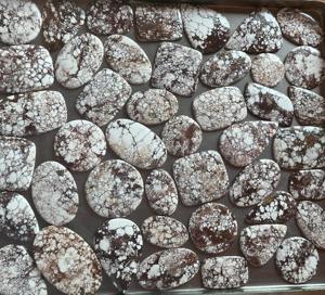 Cabujón Natural de grado AAA, piedra preciosa de caballo salvaje, magnesita verde de alta calidad para fabricación de joyas preciosas, venta al por mayor - Product Image 1