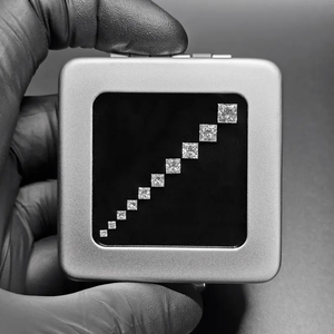 Chef-d'œuvre : Diamant en vrac de 0,5 carat, taille princesse, créé en laboratoire, VVS-D - Product Image 3