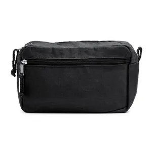 Bolso de Mano Personalizado Martino de Cáñamo, Elegante Kit de Viaje con Accesorios - Product Image 4
