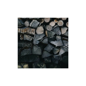 Le charbon de tamarin en Indonésie produit de délicieuses grillades et un barbecue parfait. Fabriqué avec du vrai tamarin pour un goût unique. - Product Image 2