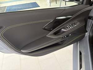 Chevrolet Corvette Stingray 3LT Usado 2025 - Product Image 3