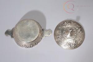 Cacerola de Acero Inoxidable Duradera con Cuerpo Aislado |   Antiadherente Ecológico para Todo Tipo de Estufas |   para Comidas Diarias y Ocasiones Especiales - Product Image 4