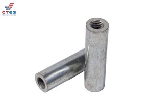 Tige filetée en acier inoxydable avec écrous d'accouplement pour la construction et les machines - Product Image 2