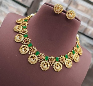 Collier plaqué or exclusif de qualité supérieure polonais de qualité supérieure avec boucles d'oreilles pour la collection de mariage pour les femmes - Product Image 2