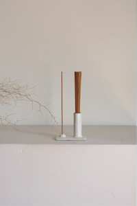 Porte-encens suspendu en bois de style japonais, brûleur à bâtonnets avec plat en métal, support d'aromathérapie zen pour table, décoration d'intérieur - Product Image 2