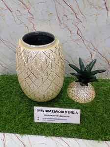 Vente en gros d'urne funéraire en aluminium en forme d'ananas de style américain Fournitures funéraires en bois avec métal laiton pour cendres humaines - Product Image 4