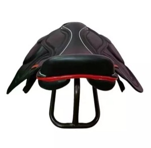 Sillín inglés de lujo para saltar Diseño de contacto cercano - Product Image 4