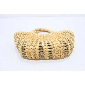 Artex Dong Thap Bolso Redondo de Ratán con Diseño Floral Pintado a Mano Tradicional y Elegante - Product Image 4