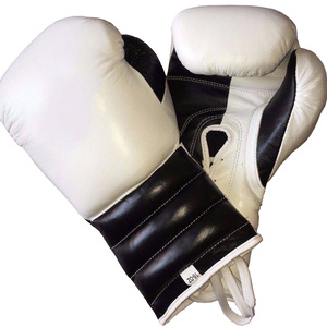 Gants de boxe de finition de qualité 18 oz Gants en fibre de cuir de vachette Fabrication de gants spéciaux - Product Image 1