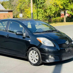 Usado 2009 T * oyota Yaris S - Product Image 1