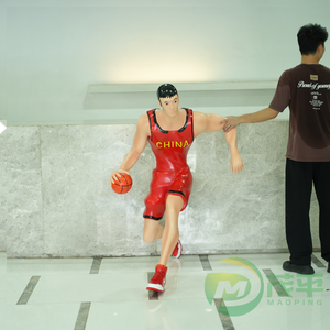 Personnalisée de haute qualité <span class=keywords><strong>NBA</strong></span> USA OEM ODM moderne intérieur artisanat dessin animé Sport athlète boxe basket-ball fibre de verre statue sculpture - Product Image 2