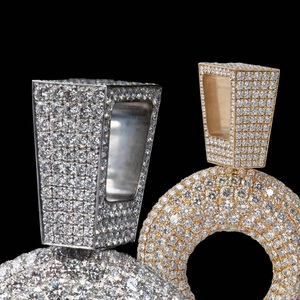 Collier à pendentif en diamant de luxe élégant de la meilleure qualité pour les femmes dans un design moderne et élégant - Product Image 5