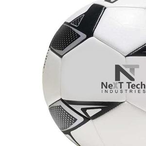 Next Tech Nouveau style Technologie hybride de football Ballon de match professionnel Matériau de texture en TPU Conception personnalisée et logo personnalisé - Product Image 4