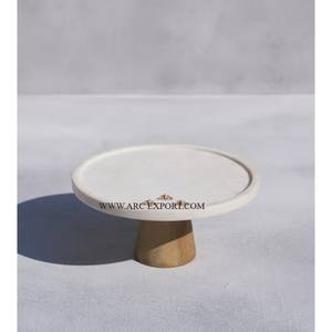 Plateau en marbre blanc Base en bois Table Ware Cake Stand Mervelous Designing Handcrafted Decorative Table Cake and Dessert Stand - Product Image 1