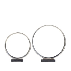 Sculpture de table ronde contemporaine en métal, objet de table artistique, élégant accent décoratif pour la maison, le bureau et l'entrée - Product Image 2