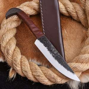 Cuchillo de Chef de Acero de Damasco Hecho a Mano con Mango de Madera, Estilo Profesional con Cabeza de Cuervo Nórdico - Product Image 2