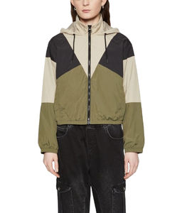 2025 Nueva venta al por mayor de chaqueta de invierno de moda para mujer de gran tamaño personalizado Letterman cortavientos chaqueta de invierno deportiva para mujer - Product Image 2